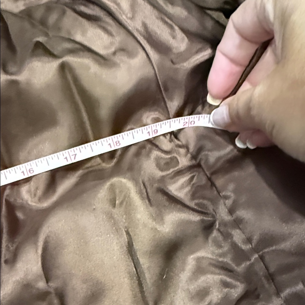 Vintage Elegant Brown Mink Fur Coat PTP 20” (inside) - Picture 5 of 8